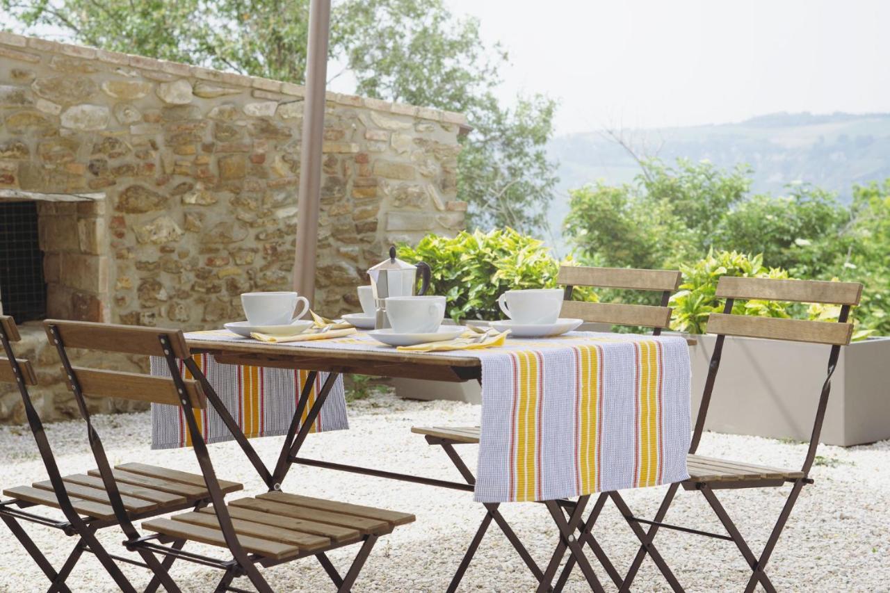 Вилла Borgo Calbianco - Private House With Pool & Airco Cerreto Castello Экстерьер фото