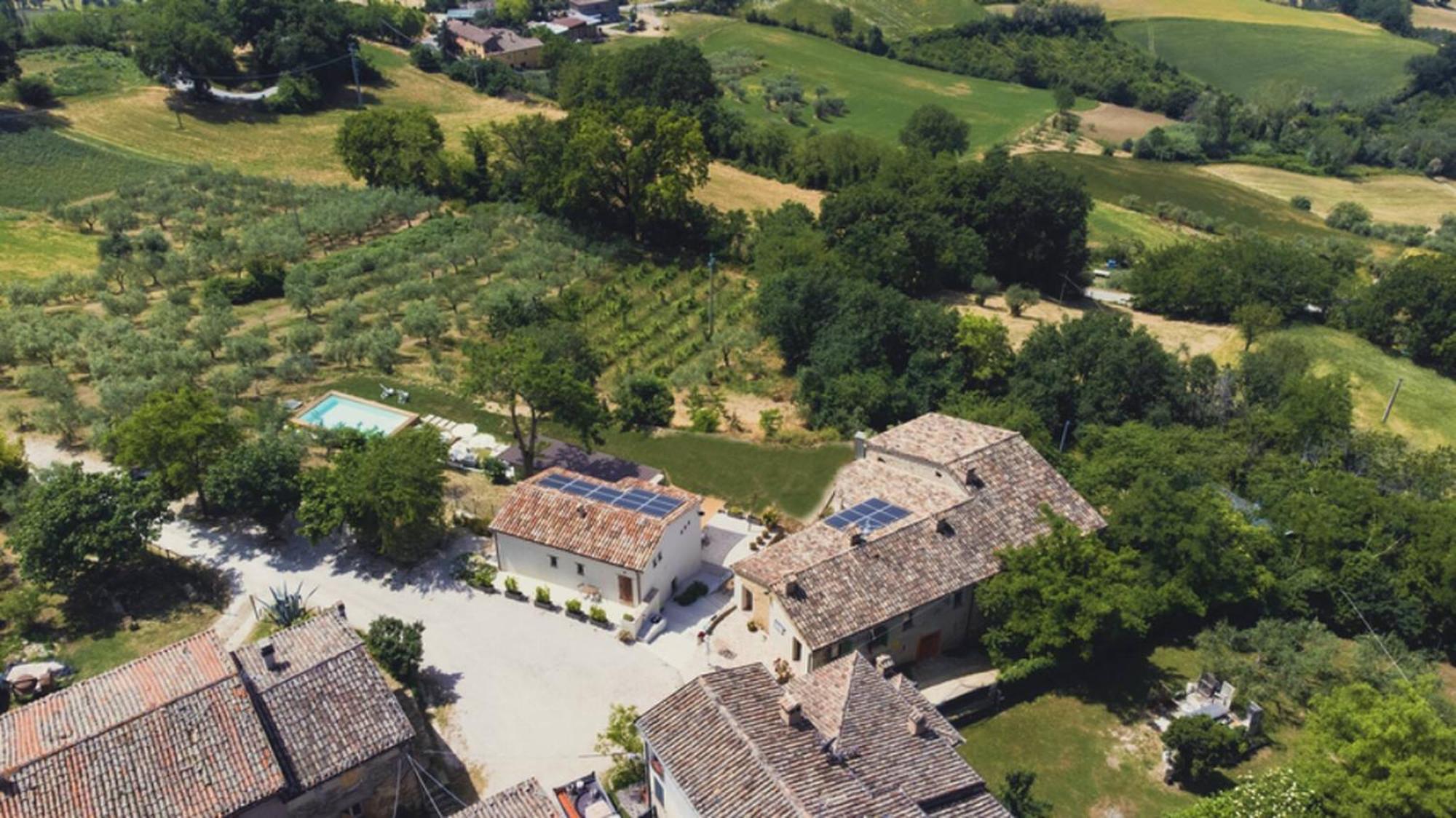 Вилла Borgo Calbianco - Private House With Pool & Airco Cerreto Castello Экстерьер фото